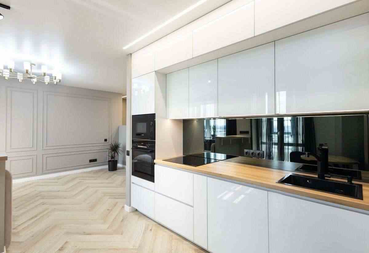 квартира на ул. Карастояновой Лили 43 , Минск